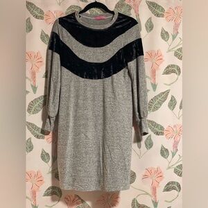 Nordstrom maternity dress 🖤